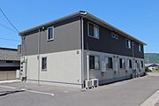 八栗口駅より徒歩4分 1階 築15年2ヶ月の賃貸物件