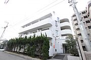 アルファ宮脇町 4階 築42年2ヶ月の賃貸物件
