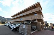 R2つるうち 1階 築18年11ヶ月の賃貸物件
