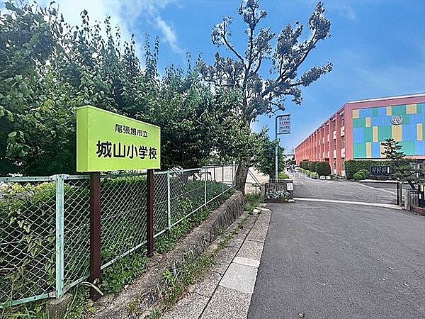尾張旭市立城山小学校 400m