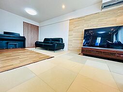 MJRザ・ガーデン大江 3LDKのリビング/ダイニング