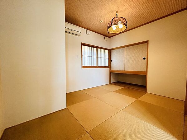 和室は来客時やお子様の遊び場としても重宝しそうですね！