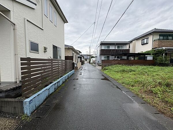 閑静な住宅街に佇む落ち着いた住環境！穏やかな毎日をお過ごしいただけます!