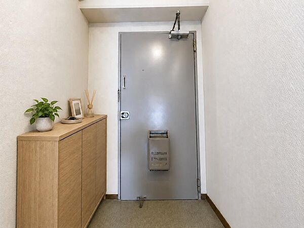 AIにより家具を配置しています。