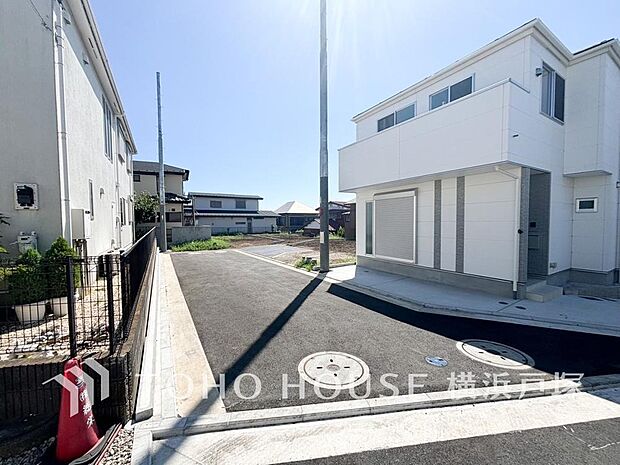 【Appearance】流行に左右されず、将来にわたって価値が継続する「上質」な佇まい。おしゃれな雰囲気や自然の潤い、親しみやすさといった個性を、街に新たな価値をもたらし続ける。