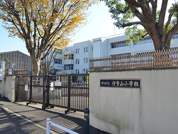 apartment 神奈川県横浜市泉区和泉中央南２丁目
地図を見る