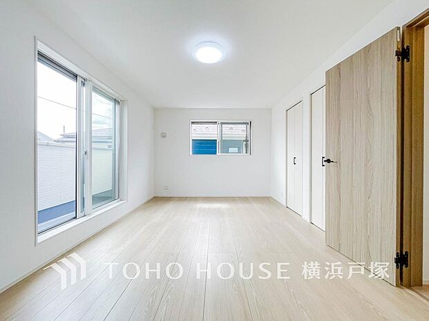 「Room」空間演出に拘り整然とセンス良く纏められた室内はの癒し空間でなければなりません。そこで暮らす方々のことを考え抜き、そして造りこんだ空間は上の癒しを提供してくれます。