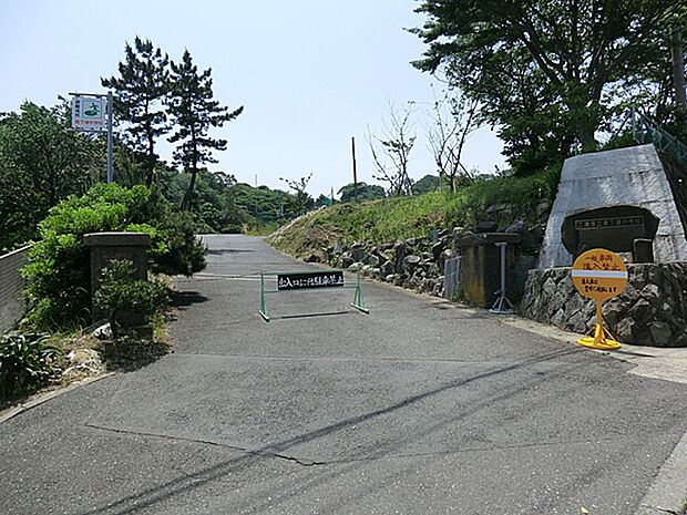 三浦市立南下浦中学校(2700m)