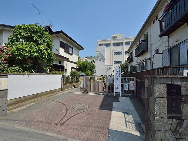 横浜市立師岡小学校750m