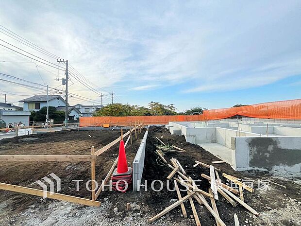 【Appearance】住む人を映し出す洗練された佇まいは、いつまでも輝き続けながらいつしか街の風景に溶け込んでいきます。