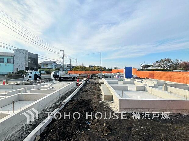 【Appearance】閑静な住宅街の陽当りに恵まれた土地。たくさんの想いが美しく彩られた時、ひと時のくつろぎが生まれる。