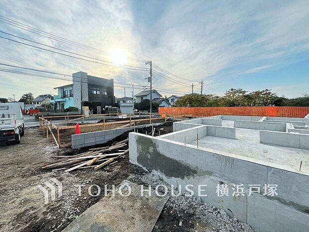 【Appearance】流行に左右されず、将来にわたって価値が継続する「上質」な佇まい。おしゃれな雰囲気や自然の潤い、親しみやすさといった個性を、街に新たな価値をもたらし続ける。