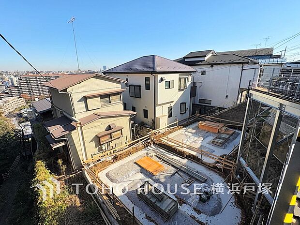 【Appearance】時間のゆとりと空間、爽やかな陽光がもたらす光と風を贅沢なまでに感じる暮らしが始まります。(現況外観写真)