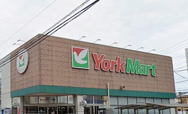 セブン＆アイ品質の鮮度と安心を届ける、食のステージ。 選び抜かれた旬の食材が、毎日の料理をよりクリエイティブに演出します。