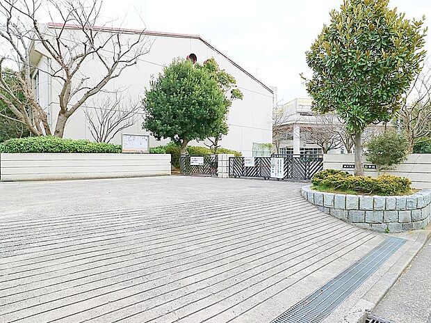 横浜市立南戸塚中学校（400ｍ）