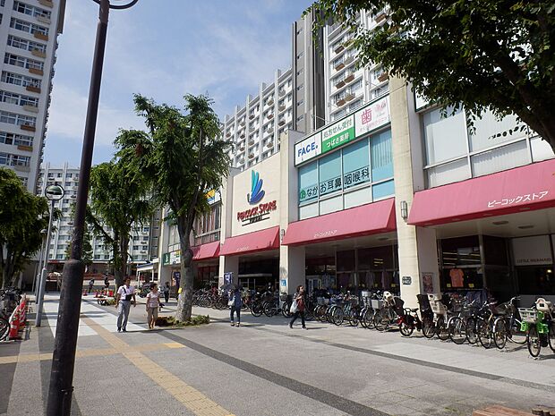 洋光台駅から徒歩約1分なので、お仕事帰りのお買い物に便利です。お帰りが遅い日も助かりますね。