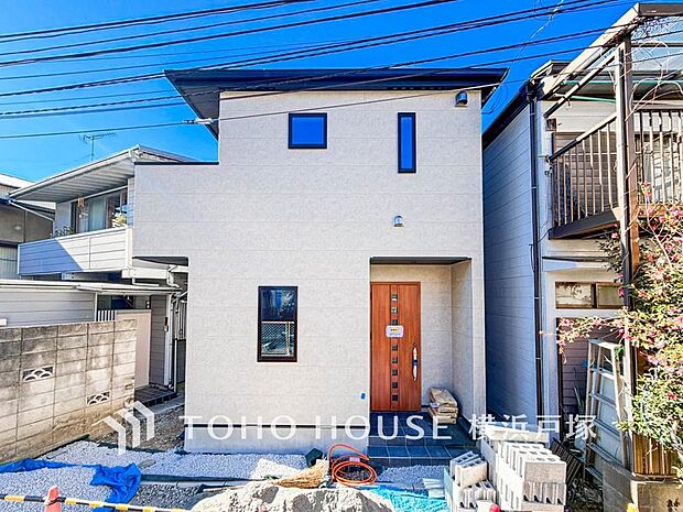 「Appearance」爽やかな青空の下に贅沢なほどに降り注ぐ陽光、豊かな居住性と、クオリティが見事に調和した住空間は、住まうことの喜びを感じさせてくれます。