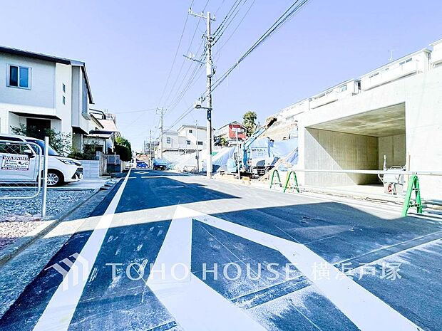 【Frontal road】家の良し悪しだけでなく周辺環境も重要なポイント。それは月日が経つ事で「近くにあるもの」から「家の財産」へとイメージが変わってくる事を身体が理解しているからだと思います。