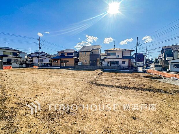 【Appearance】四季の彩りを感じながら、暮らしに豊かな時間を添える理想の住まいの舞台。(2026年1月撮影)