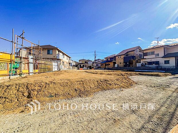 【Appearance】季節感を演出する多彩な樹木と豊かな彩りが重なり、心地よい場所となる。(2026年1月撮影)