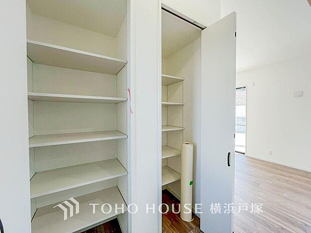 【Storage】住まいの快適性を左右する収納は欲しい場所に使い勝手のよい収納を確保しています。(2号棟)