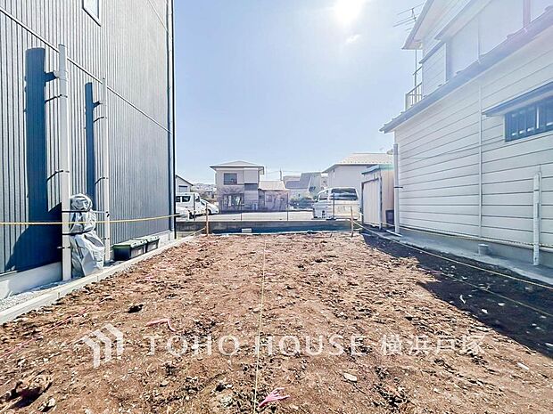 【Appearance】時をこえて輝く美しさ。洗練されたデザインが街並みに溶け込み、圧倒的な存在感を放つ外観(2026年2月撮影)