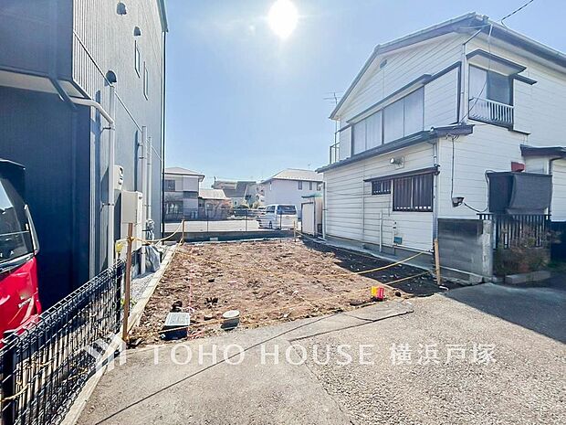 【Appearance】陽当たり良好な閑静住宅街の地で、心休まる瞬間が愛着を育む。(2026年2月撮影)