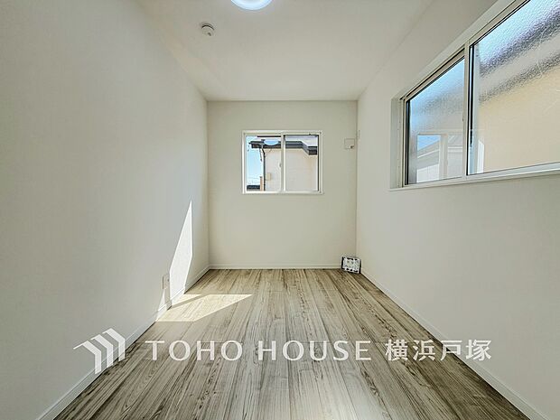 【Room】ご家族やお客様との時間等多くの時を刻む空間。何気なく過ぎる時でさえも上質な一時となる空間を目指して。