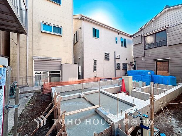 【Appearance】陽当たり良好な閑静住宅街の地で、心休まる瞬間が愛着を育む。(2026年2月撮影)