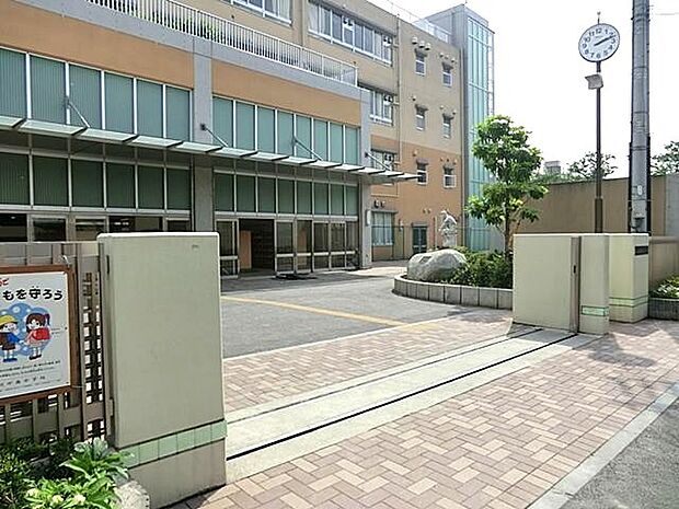 川崎市立川中島中学校（300ｍ）