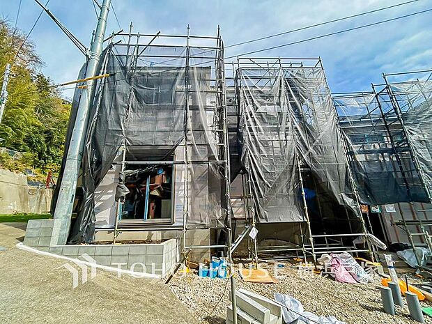 【Appearance】住む人を映し出す佇まいは、輝き続けながら街の風景に溶け込んでいきます。(2026.3月撮影)