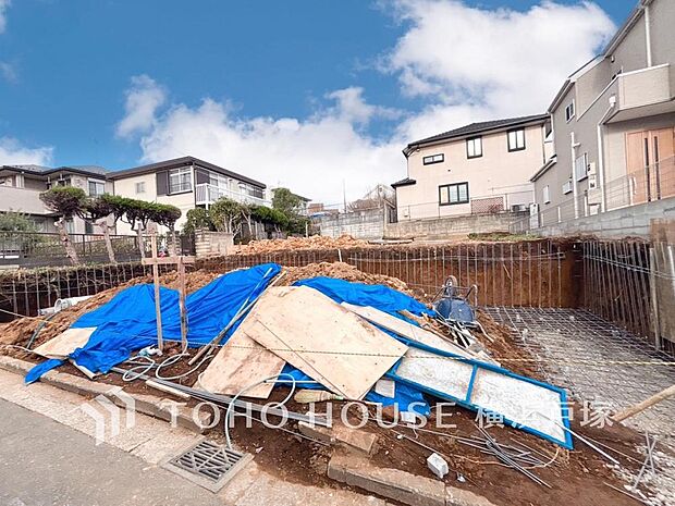 建物の居住性に拘った邸宅は、「落ち着き」と「安らぎ」と「快適」を実現してくれます。(2026年3月撮影)