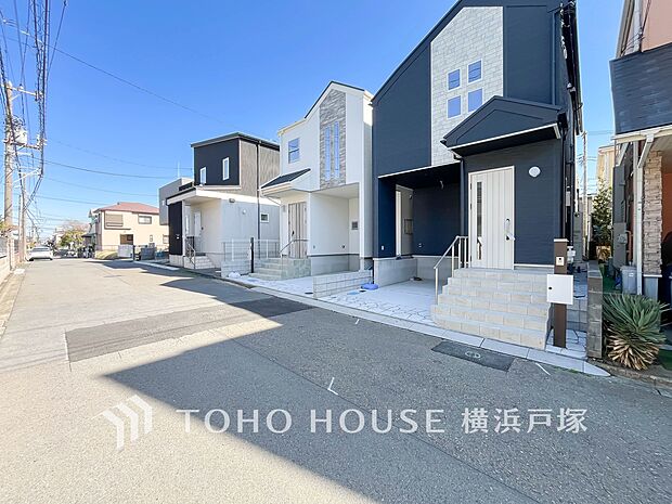 【Appearance】時をこえて輝く美しさ。洗練されたデザインが街並みに溶け込み、圧倒的な存在感を放つ外観