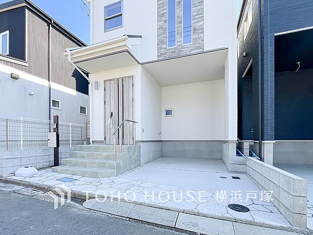 【Car space】快適な駐車スペース。スムーズな利用を実現、毎日の移動をサポートします。