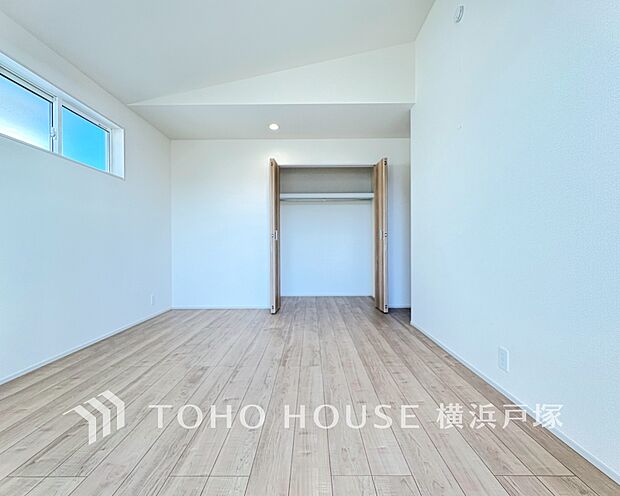 【Storage】お客様の求める本当の“住み心地”とは何なのか。そのための一手間一工夫を惜しみません。街並みや周辺の環境に呼応しながら、美しく、そして毎日の暮らしを考慮した機能性の高い住まい。