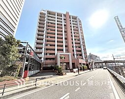 6 / 23