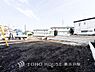 外観：【Appearance】住む人を映し出す佇まいは、輝き続けながら街の風景に溶け込んでいきます。（2026年3月撮影）