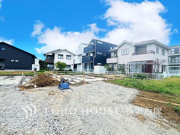 【Appearance】その邸が魅せる、気品・上質・重厚感・細やかさ、そのすべては訪れた者に安らぎと品性を与える特別な空間です。ここに住むからこそ意味がある。(2026年4月撮影)