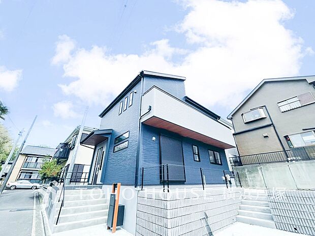 【Appearance】光と風を感じながら穏やかな毎日を過ごせる住まい。暮らしの動線にも配慮された、快適さを大切にした住空間。