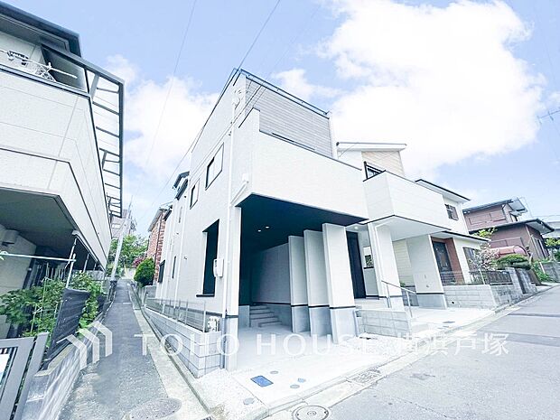 【Appearance】都市の暮らしにフィットする住まい。快適な住空間と利便性を兼ね備え、日々の暮らしをスマートに楽しめる、落ち着いた雰囲気の住空間です。