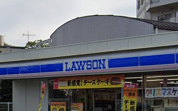 海岸沿いの都会的なリフレッシュ・ベース。こだわりのカフェが、日常のな隙間に心地よい句読点を打ちます。