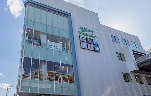 駅に寄り添う、都会的で洗練された食のプロムナード。コンパクトな空間にトレンドと利便性が凝縮され、忙しい毎日に彩りと上質なリズムを添えてくれる、街の玄関口に相応しい拠点です。
