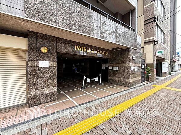 「Appearance」その邸が魅せる、気品・上質・重厚感・細やかさ、そのすべては訪れた者に安らぎと品性を与える特別な空間です。ここに住むからこそ意味がある。すべての（始まり）をここから迎えます