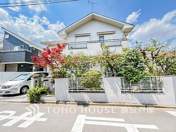 【Appearance】緑豊かな環境に囲まれたこの地に、こだわりの住まいが生まれる日が近づいています。