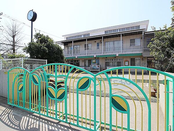 未就園児に向けてイベント教室を開催したり、園庭を開放したりしています。地域に根付く優しい幼稚園となっています。