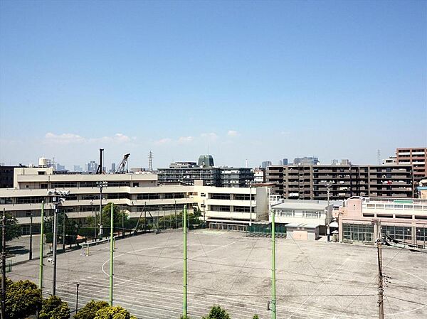 横浜市立鶴見中学校（400ｍ）