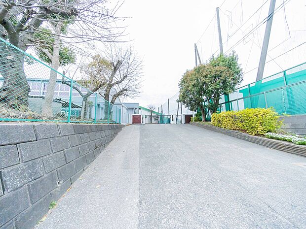 浜市立上郷中学校