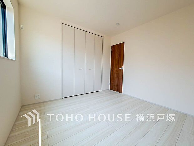 【Room】自分時間を充実させながら、心豊かなひとときを穏やかに過ごす、そんな日常を叶える大切な空間。
