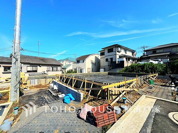 【Appearance】周辺環境とのコラボレーションにより明るく開放的な空間を演出しております。(2026年6月撮影)