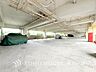 駐車場：【Car space】敷地内に駐車スペースがあると日々の暮らしをスムーズに運ぶ事が出来ます。（空き状況はお問合せ下さい）